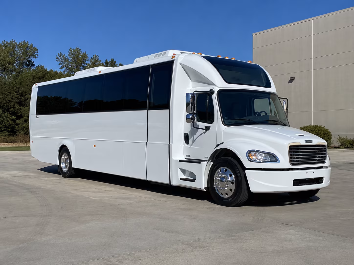 brick 28 passenger party bus