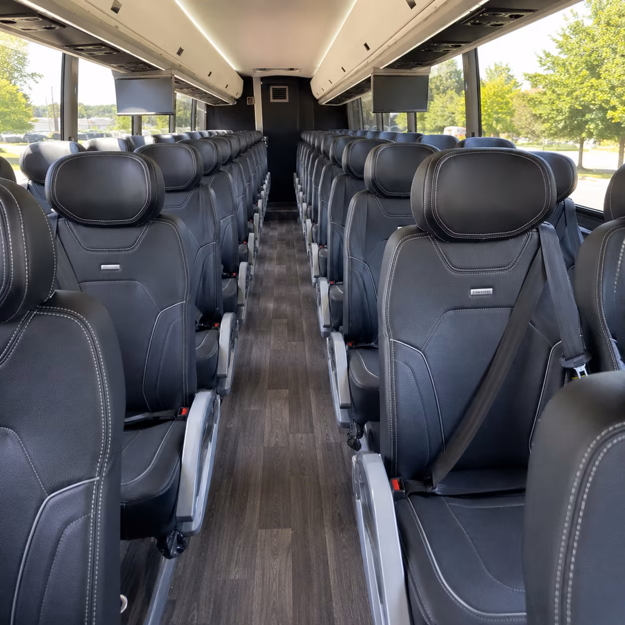 charter buses for shore and nature field trips out of brick