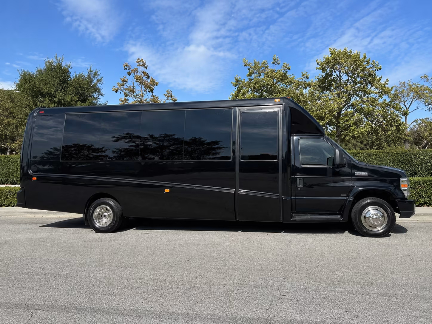 party buses to asbury park concerts and boardwalk shows